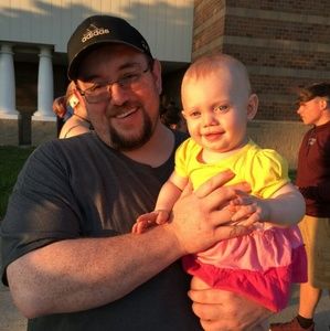 Meet your Posher, Gregory